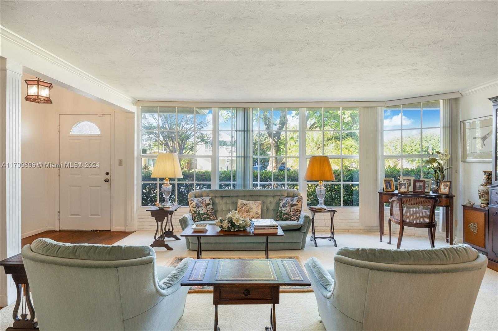 Small Image of 2316 BARBARA DR, Fort Lauderdale Number 7