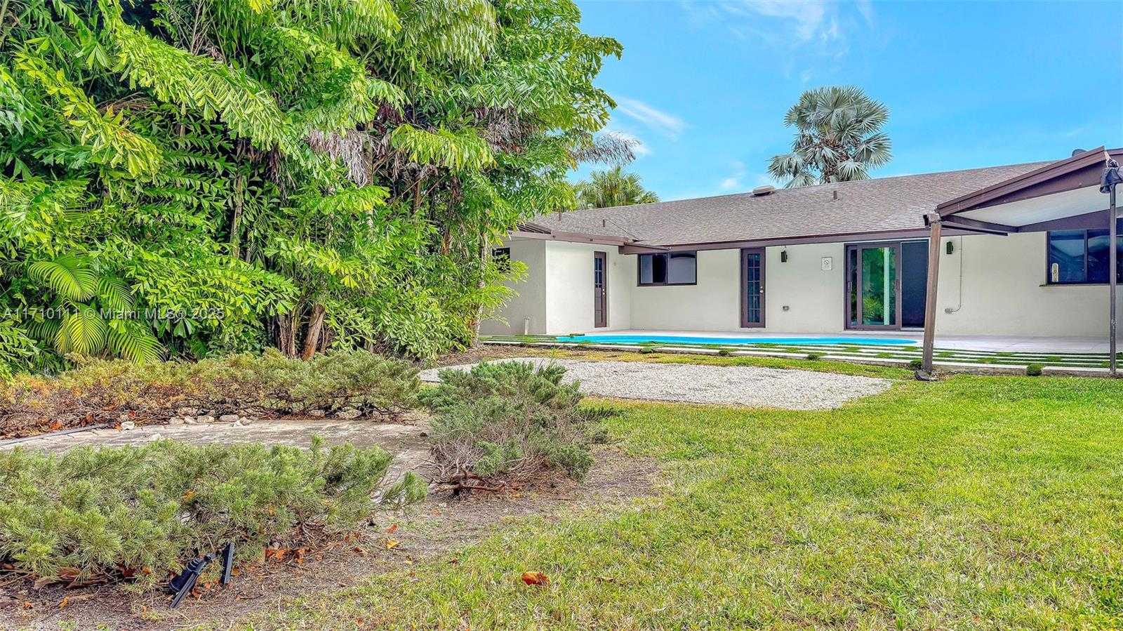 Small Image of 8531 SOUTH WEST 185TH TER, Cutler Bay Number 13
