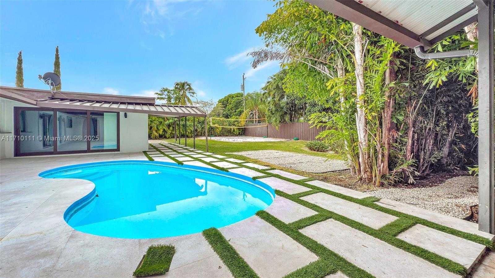 Small Image of 8531 SOUTH WEST 185TH TER, Cutler Bay Number 14