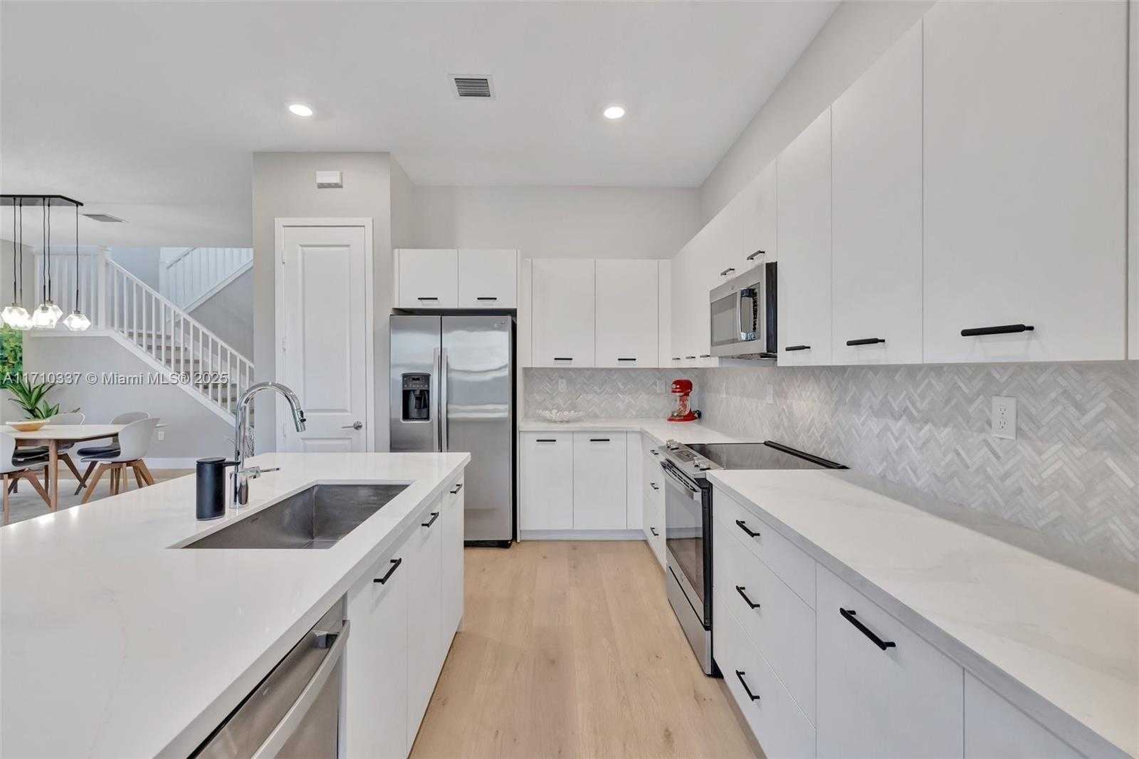 Small Image of 17473 SOUTH WEST 41ST ST, Miramar Number 15