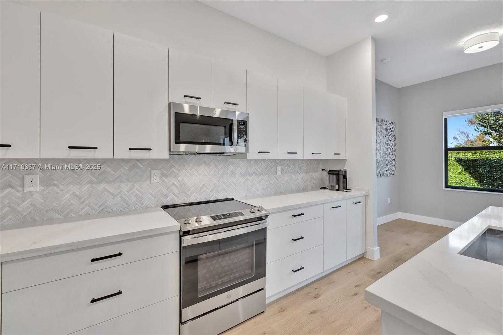 Small Image of 17473 SOUTH WEST 41ST ST, Miramar Number 16