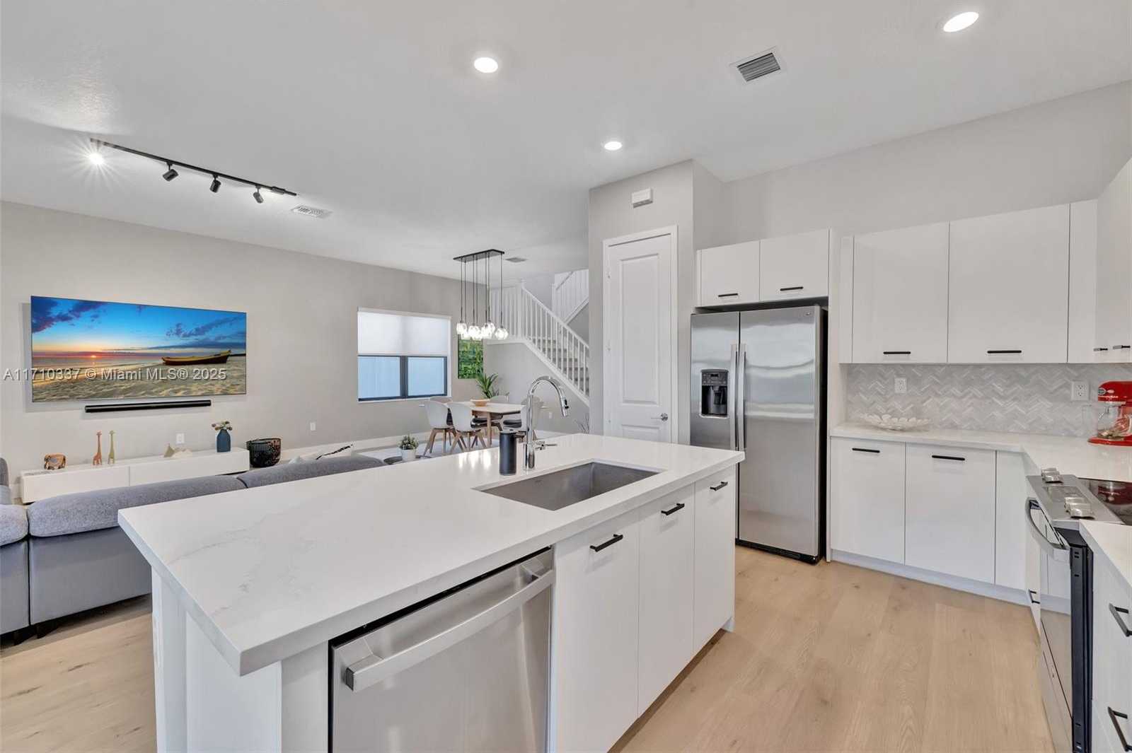 Small Image of 17473 SOUTH WEST 41ST ST, Miramar Number 19