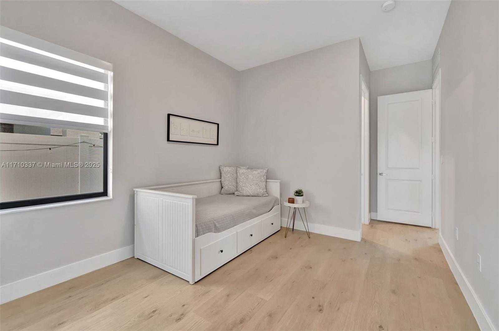 Small Image of 17473 SOUTH WEST 41ST ST, Miramar Number 21