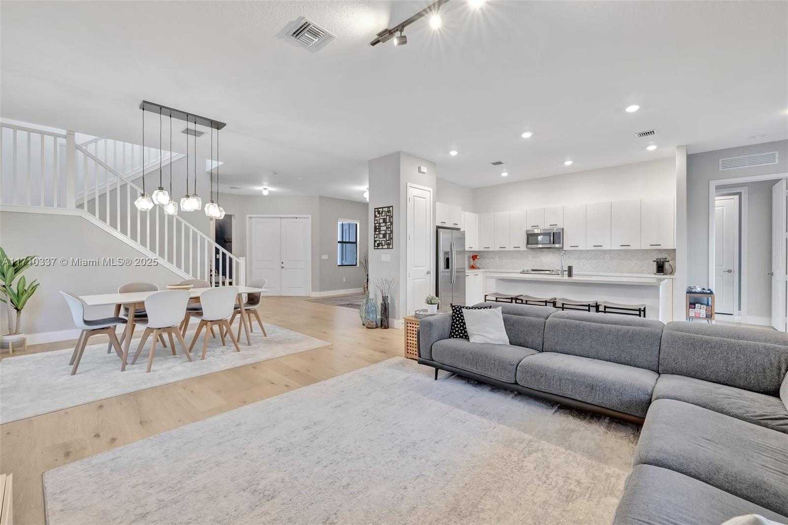 Small Image of 17473 SOUTH WEST 41ST ST, Miramar Number 34