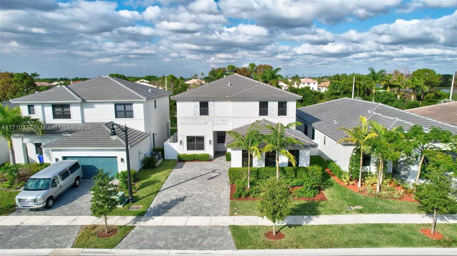 Small Image of 17473 SOUTH WEST 41ST ST, Miramar Number 74