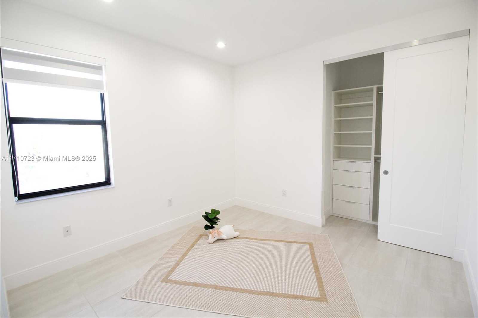 Small Image of 4311 NORTH WEST 82ND AVE, Doral Number 17