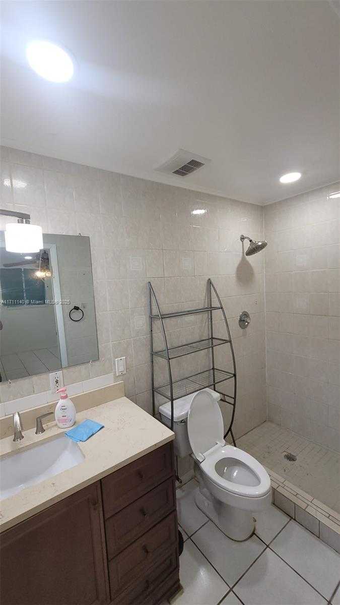 Small Image of 19900 SOUTH WEST 87TH AVE, Cutler Bay Number 12