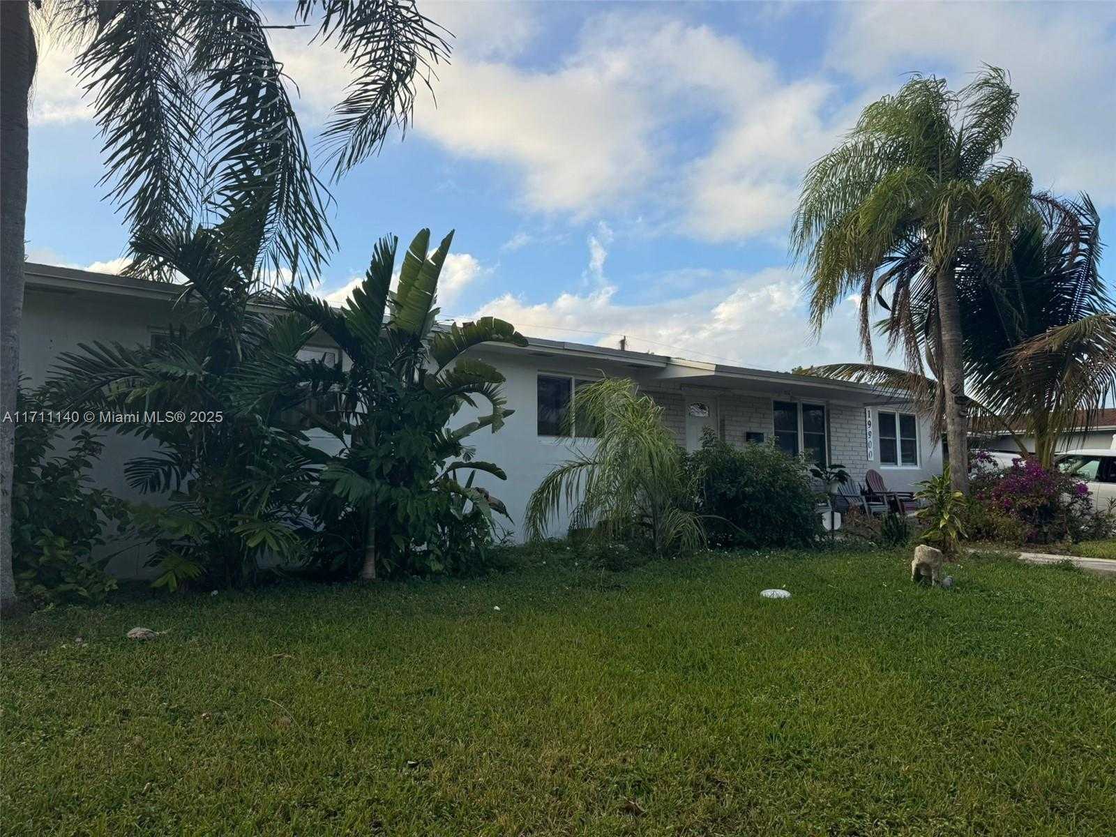 Small Image of 19900 SOUTH WEST 87TH AVE, Cutler Bay Number 2
