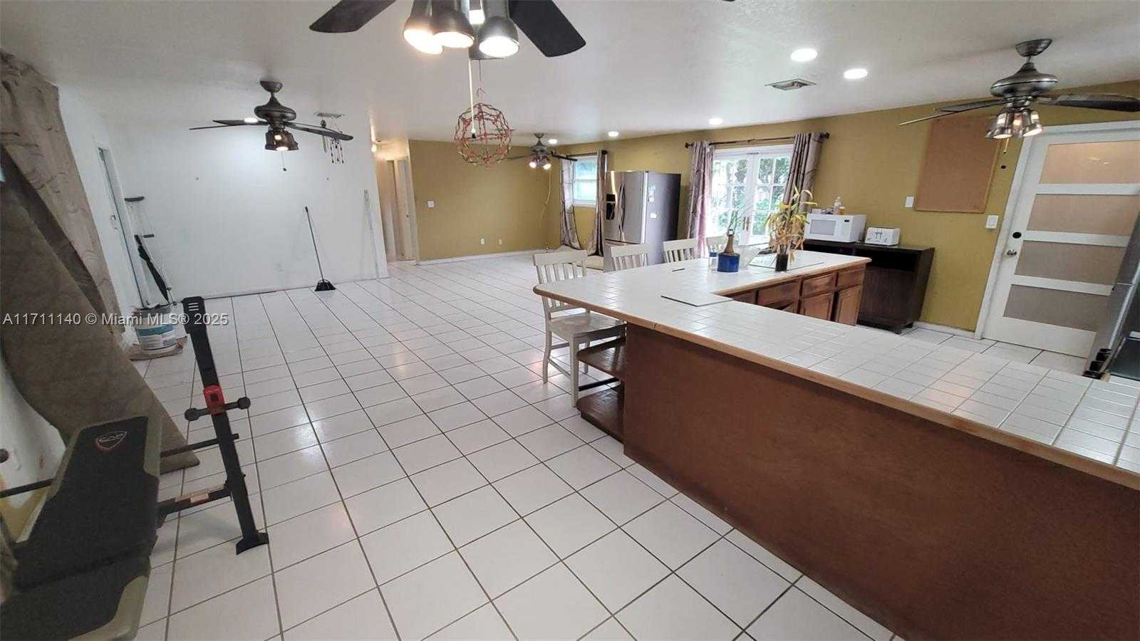 Small Image of 19900 SOUTH WEST 87TH AVE, Cutler Bay Number 4