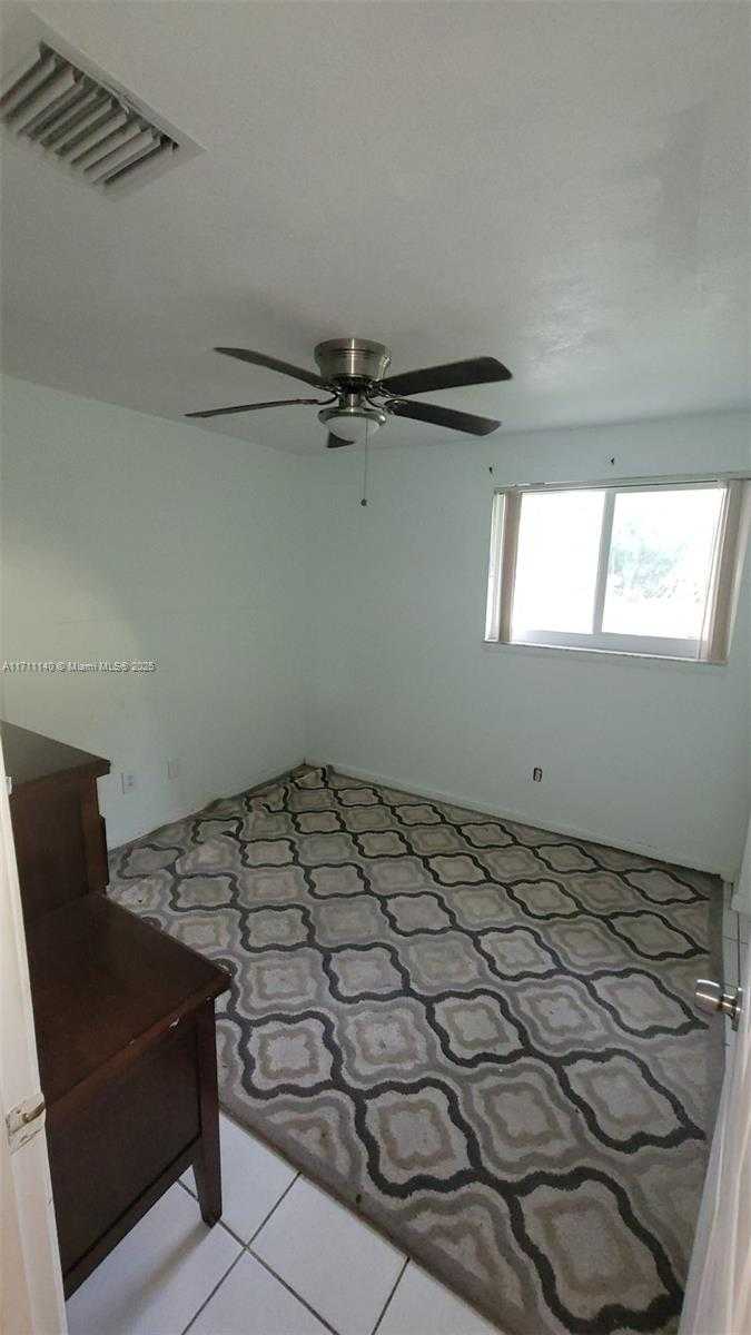 Small Image of 19900 SOUTH WEST 87TH AVE, Cutler Bay Number 9