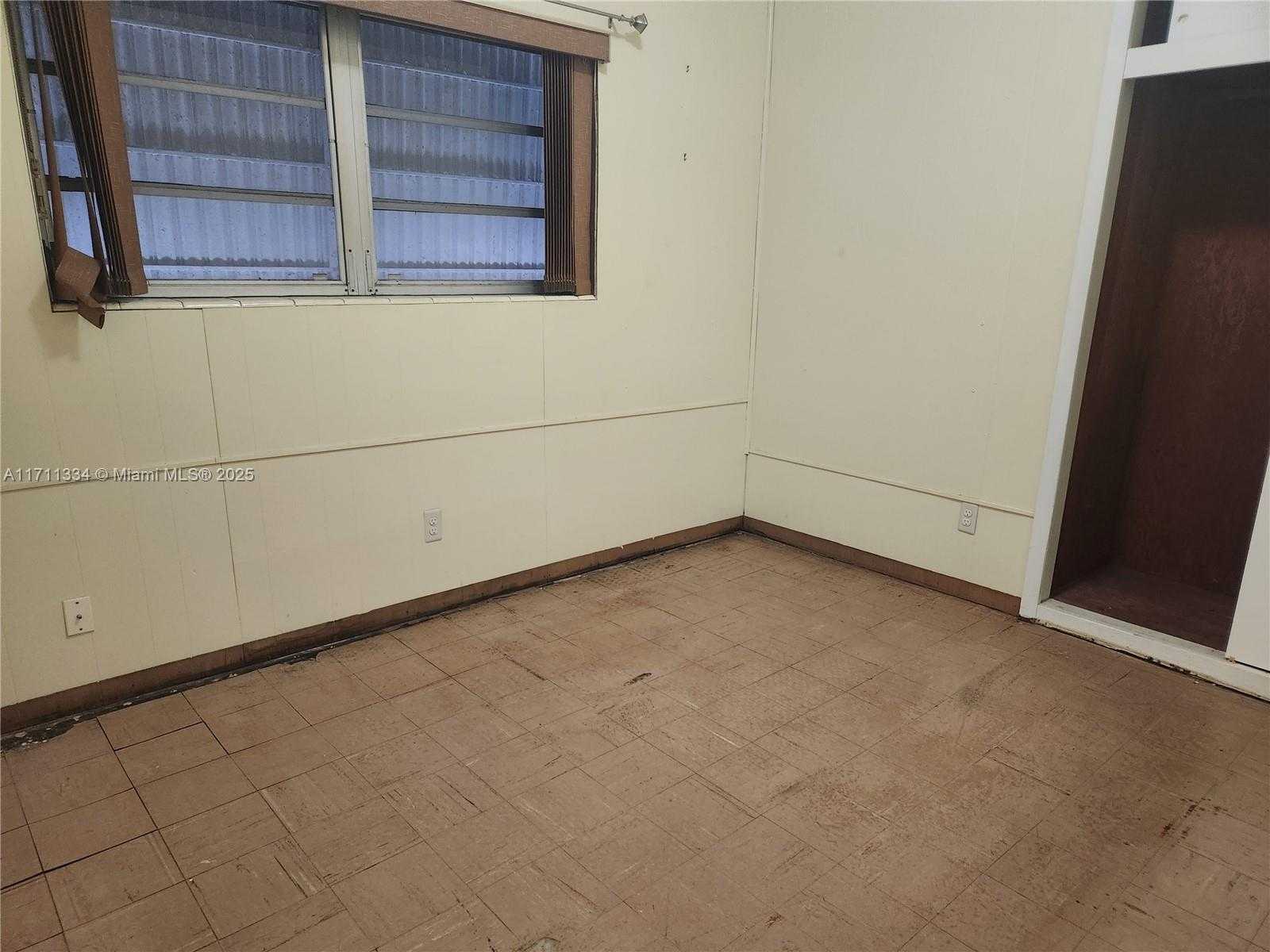 Small Image of 5730 SOUTH WEST 54TH TER, Davie Number 7