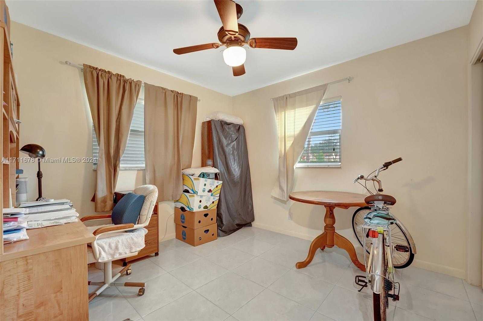 Small Image of 412 SOUTH WEST NATURA AVE, Deerfield Beach Number 22