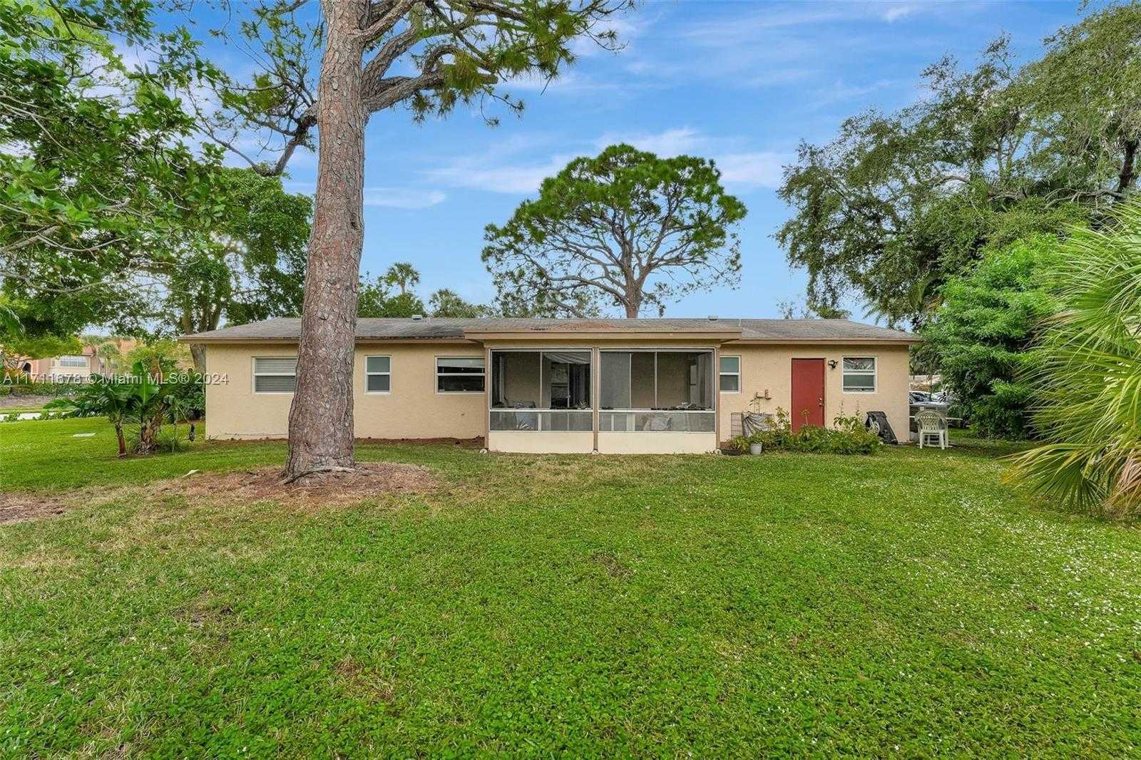 Small Image of 412 SOUTH WEST NATURA AVE, Deerfield Beach Number 26