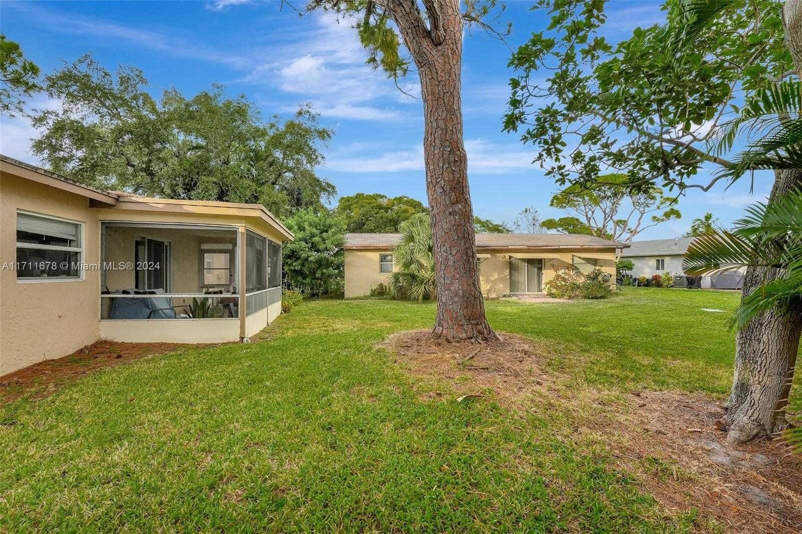 Small Image of 412 SOUTH WEST NATURA AVE, Deerfield Beach Number 30