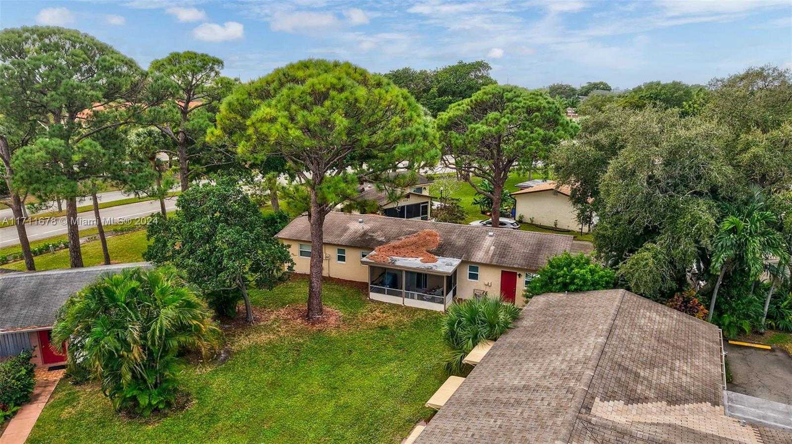 Small Image of 412 SOUTH WEST NATURA AVE, Deerfield Beach Number 41