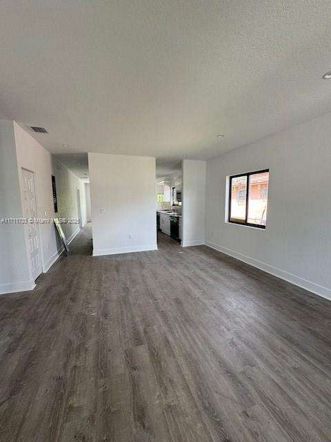 Small Image of 15167 NORTH WEST RAILROAD DR, Miami Gardens Number 5