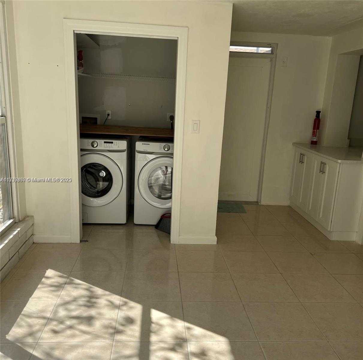 Small Image of 822 AVENIDA HERMOSA, West Palm Beach Number 6