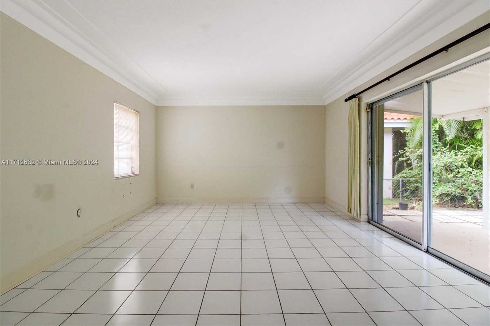Small Image of 4241 RED RD, Coral Gables Number 14