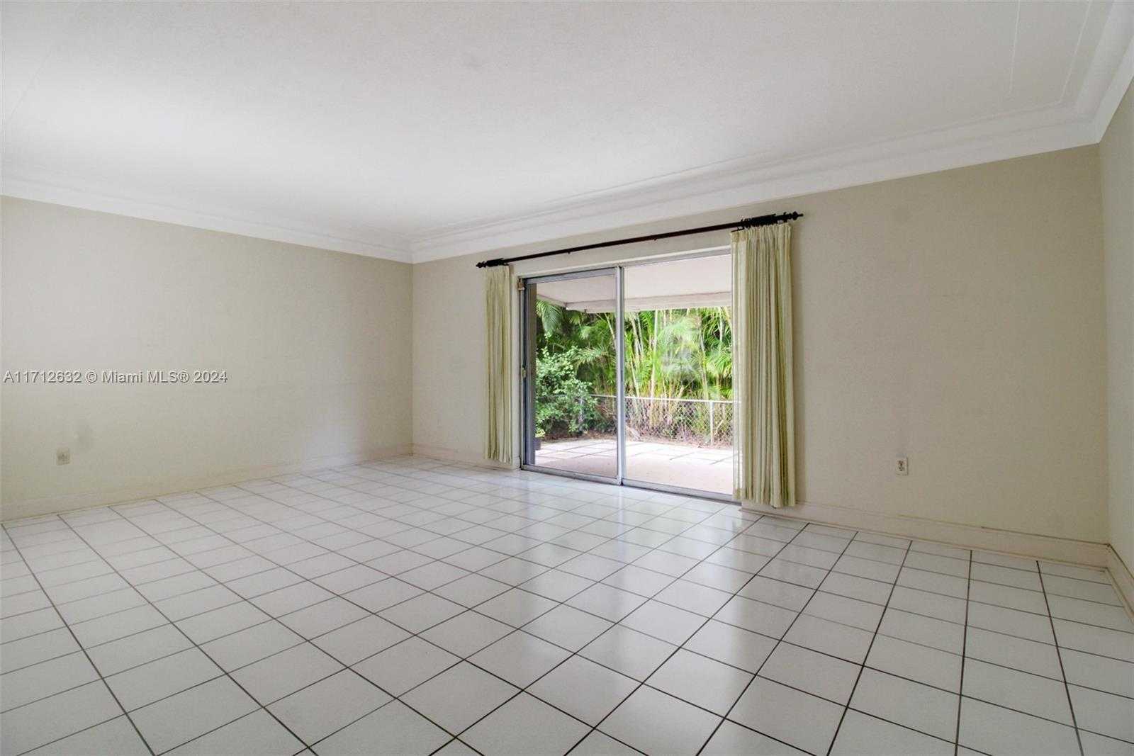 Small Image of 4241 RED RD, Coral Gables Number 15