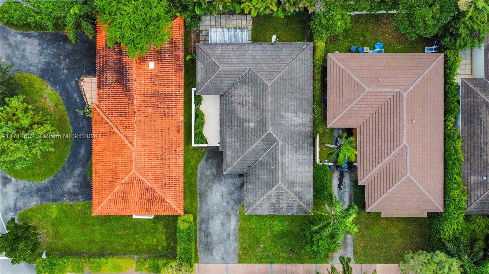 Small Image of 4241 RED RD, Coral Gables Number 23