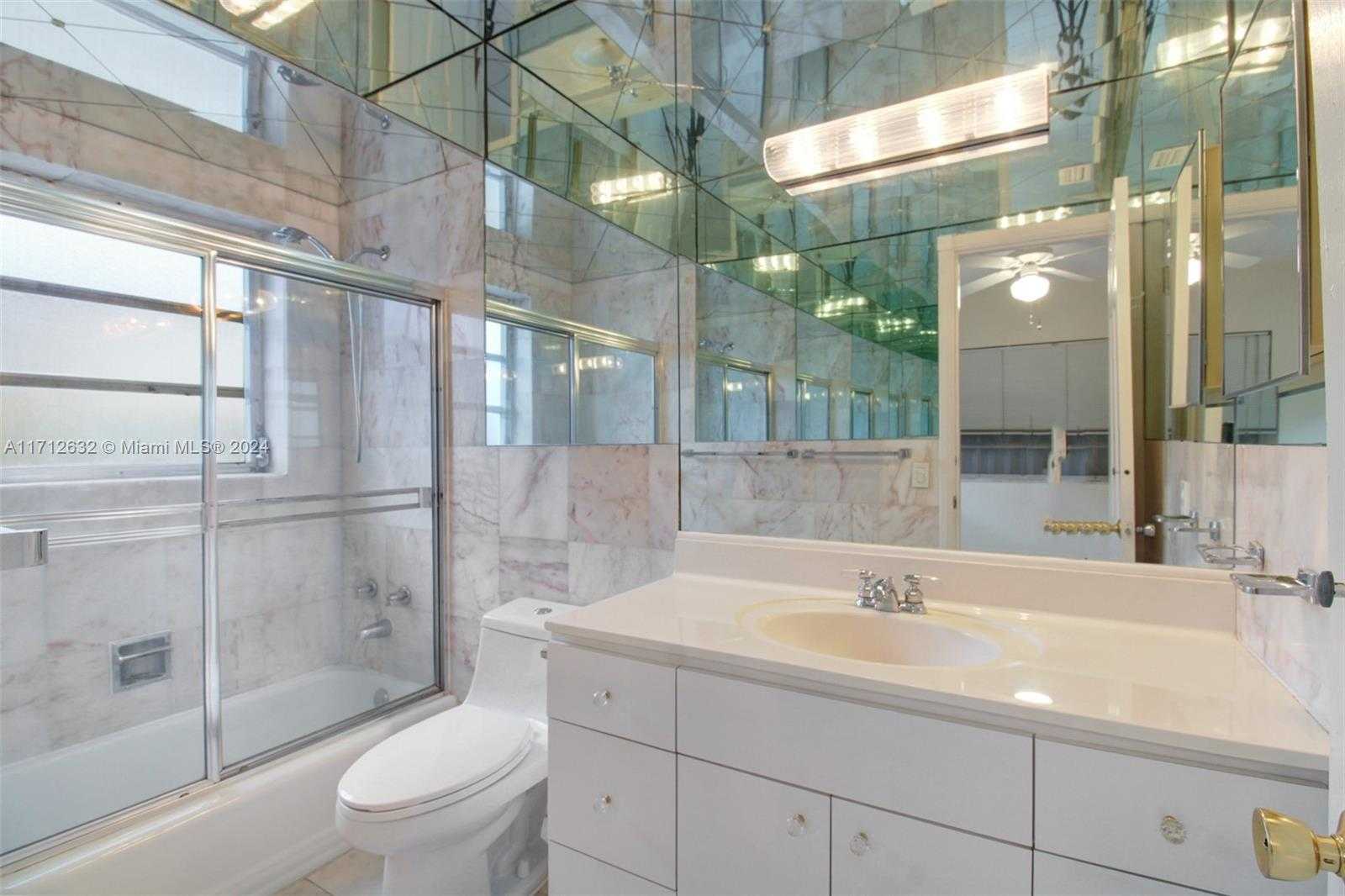 Small Image of 4241 RED RD, Coral Gables Number 7