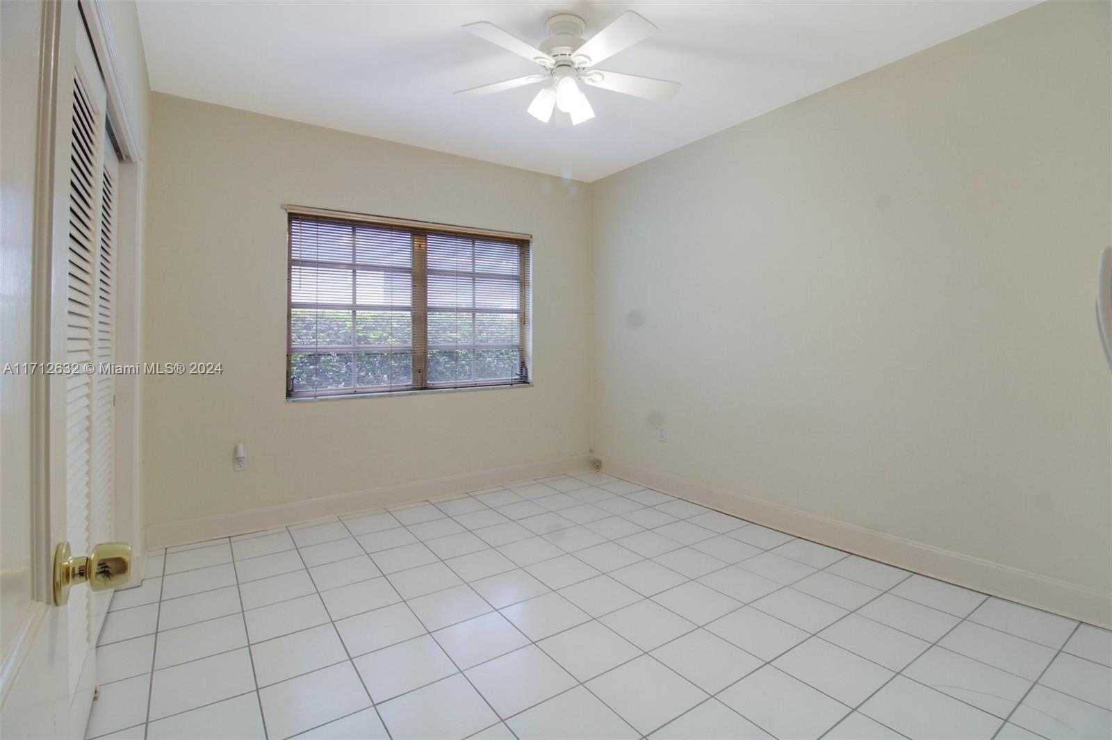 Small Image of 4241 RED RD, Coral Gables Number 9