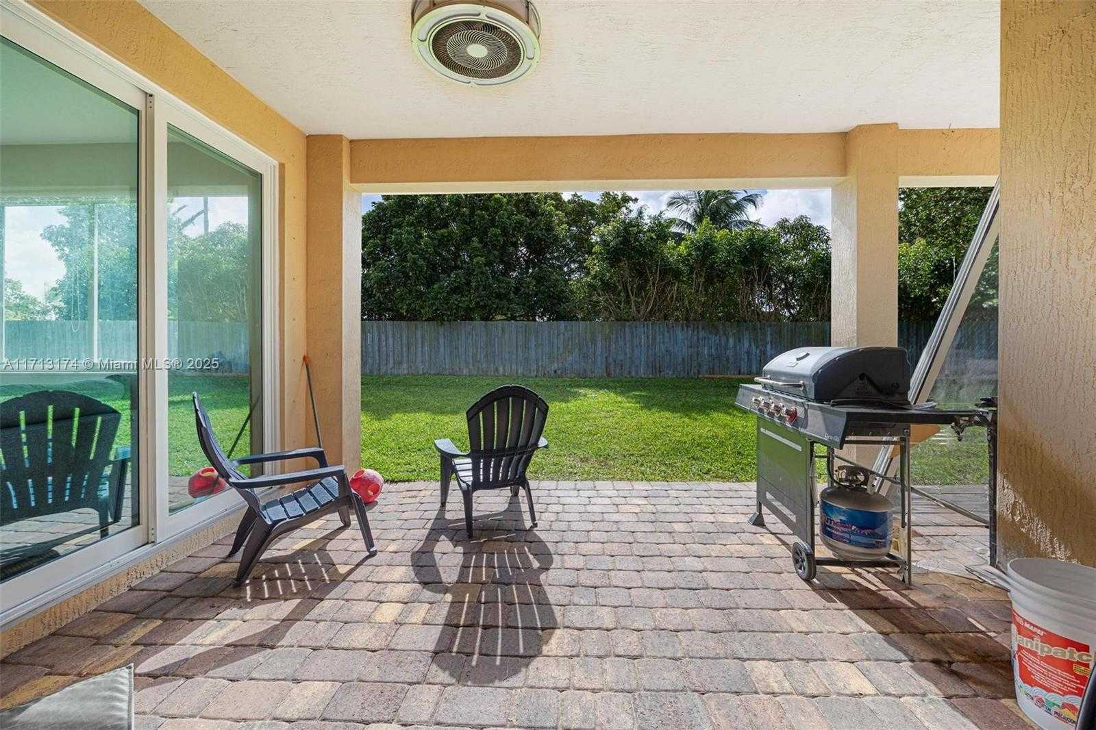 Small Image of 1528 NORTH WEST 21ST ST, Homestead Number 38