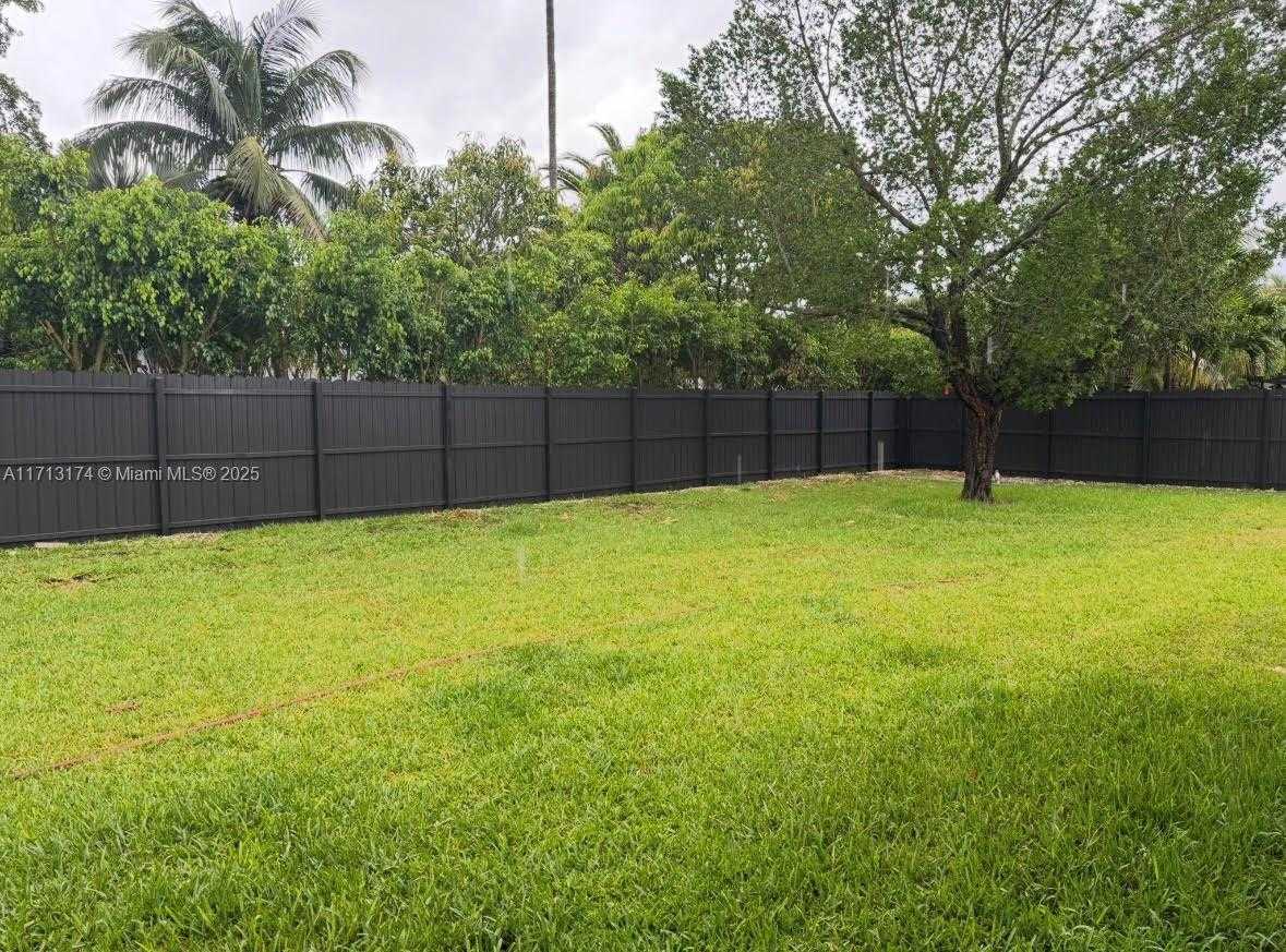 Small Image of 1528 NORTH WEST 21ST ST, Homestead Number 45
