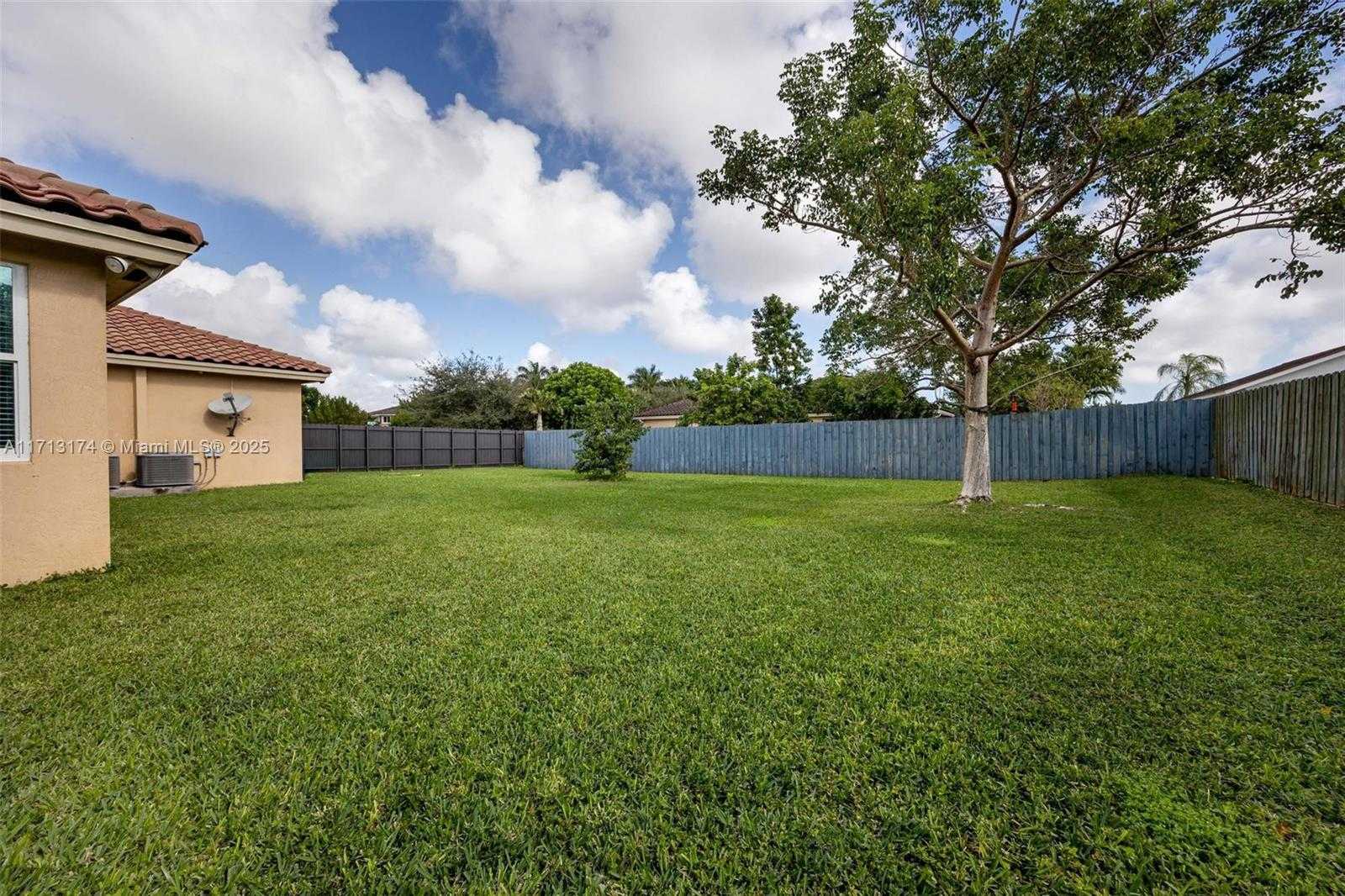 Small Image of 1528 NORTH WEST 21ST ST, Homestead Number 46