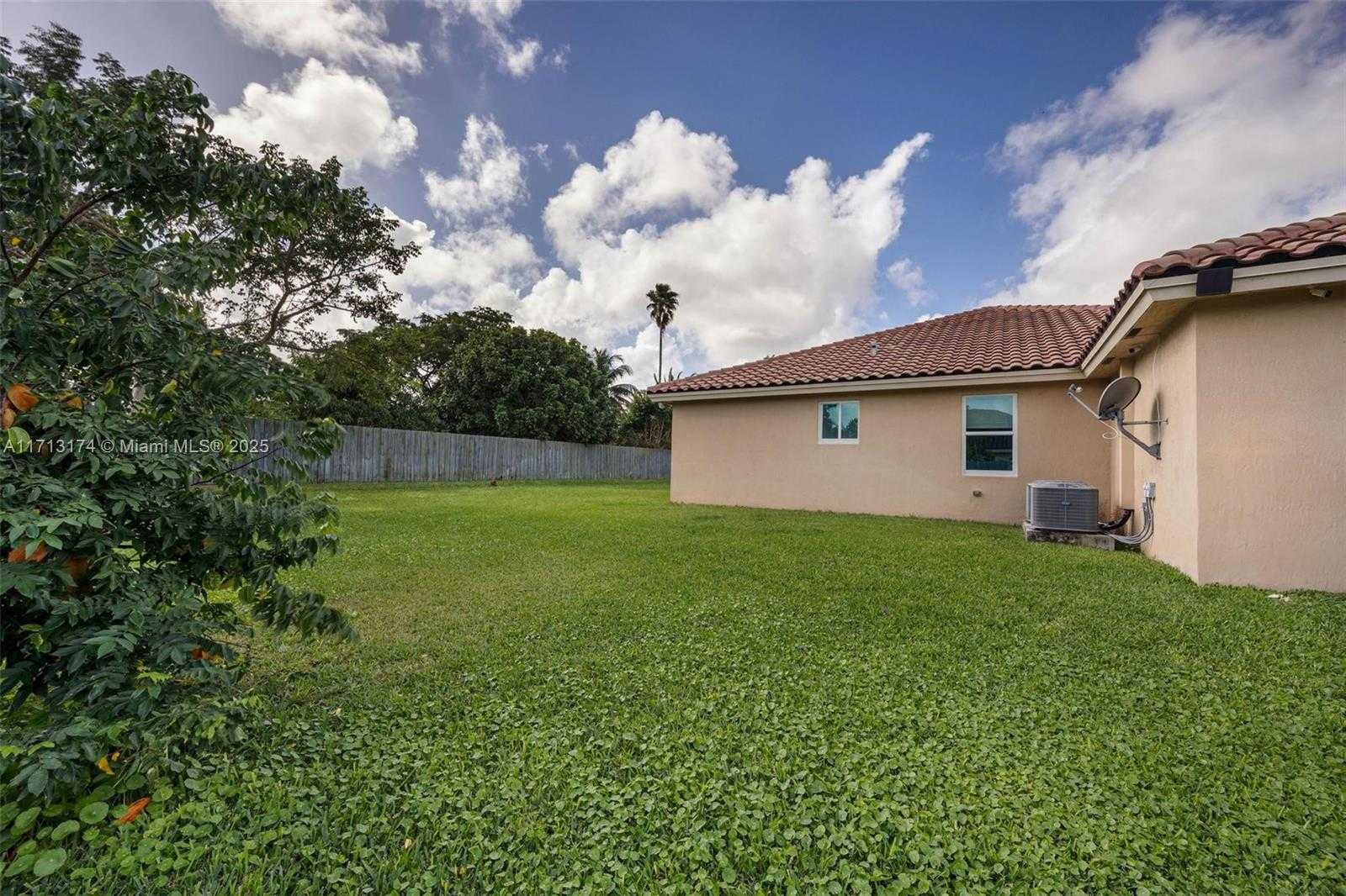 Small Image of 1528 NORTH WEST 21ST ST, Homestead Number 48