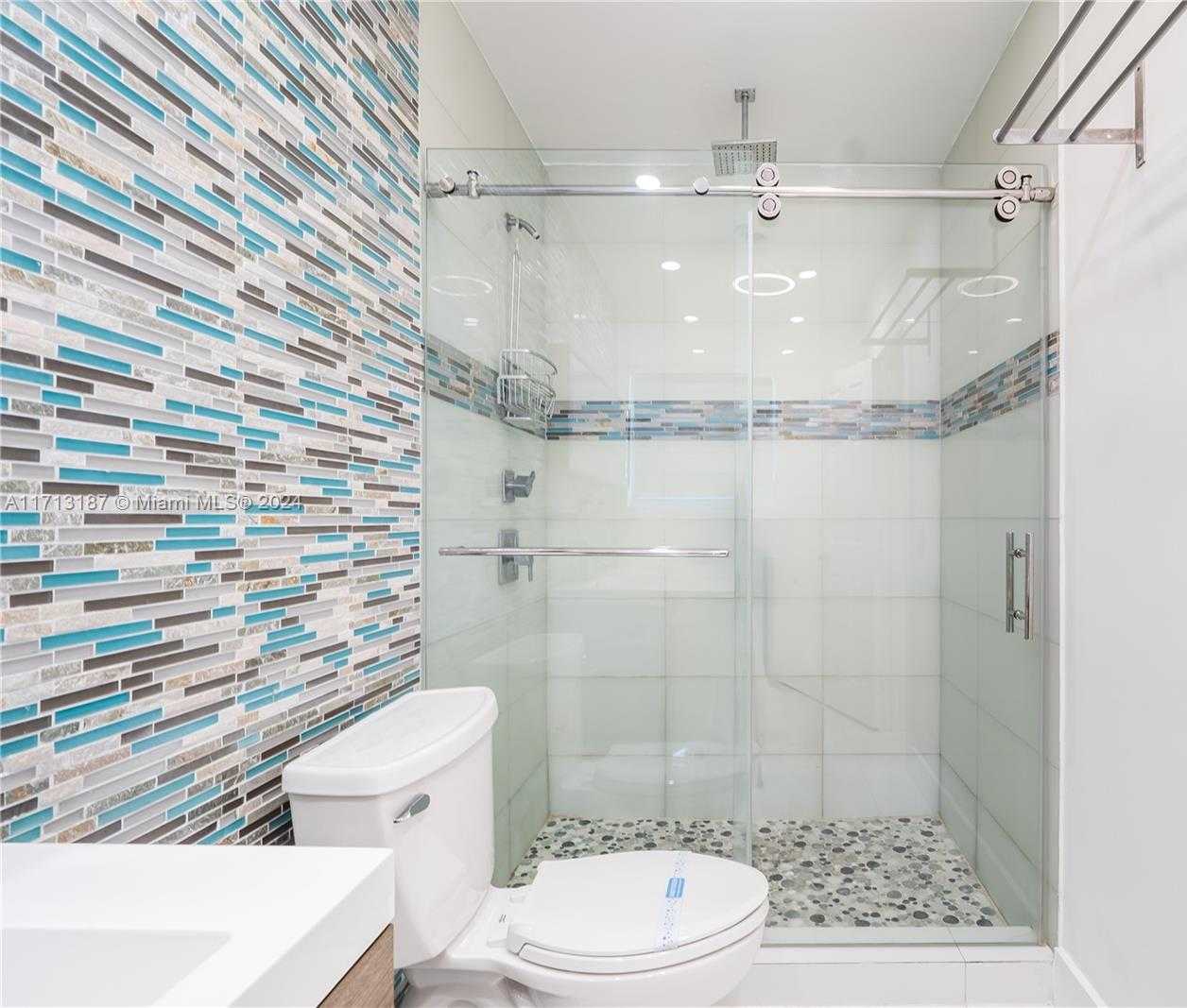 Small Image of 18361 NORTH EAST 7TH CT, North Miami Beach Number 22