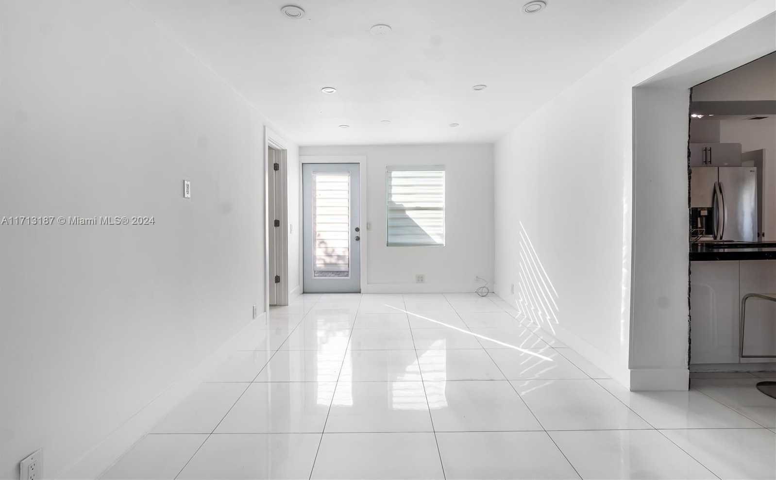 Small Image of 18361 NORTH EAST 7TH CT, North Miami Beach Number 26