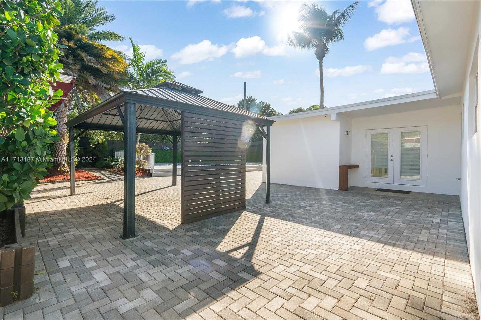 Small Image of 18361 NORTH EAST 7TH CT, North Miami Beach Number 34