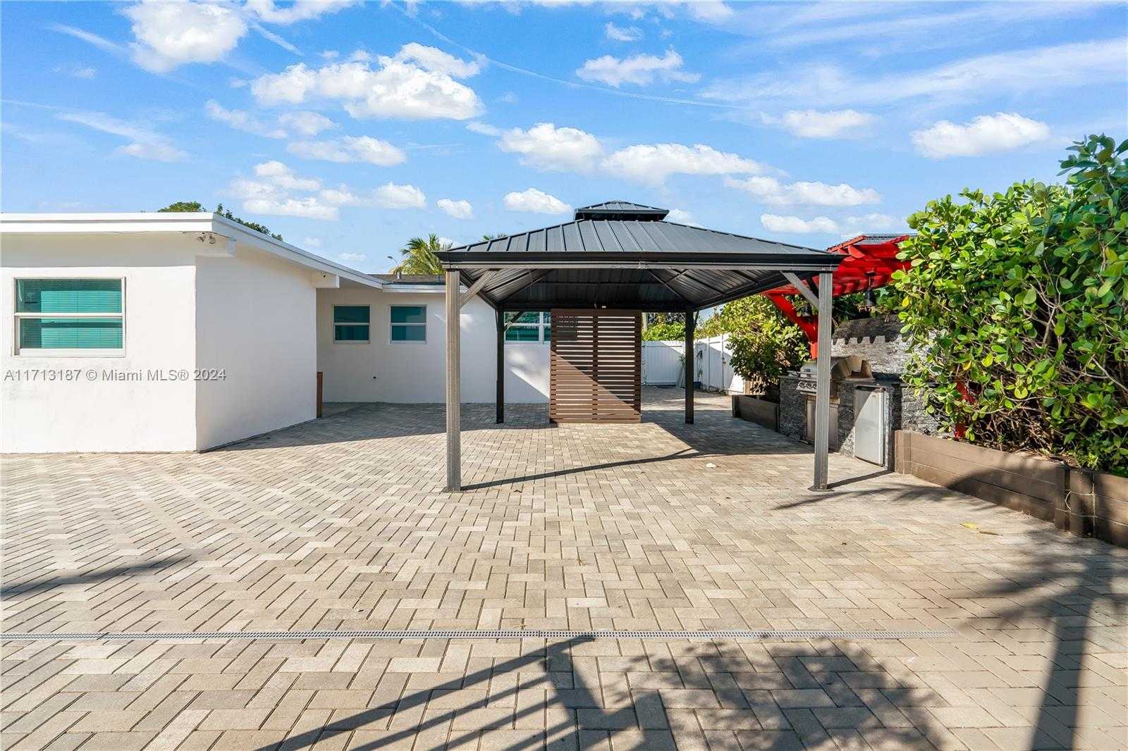 Small Image of 18361 NORTH EAST 7TH CT, North Miami Beach Number 39