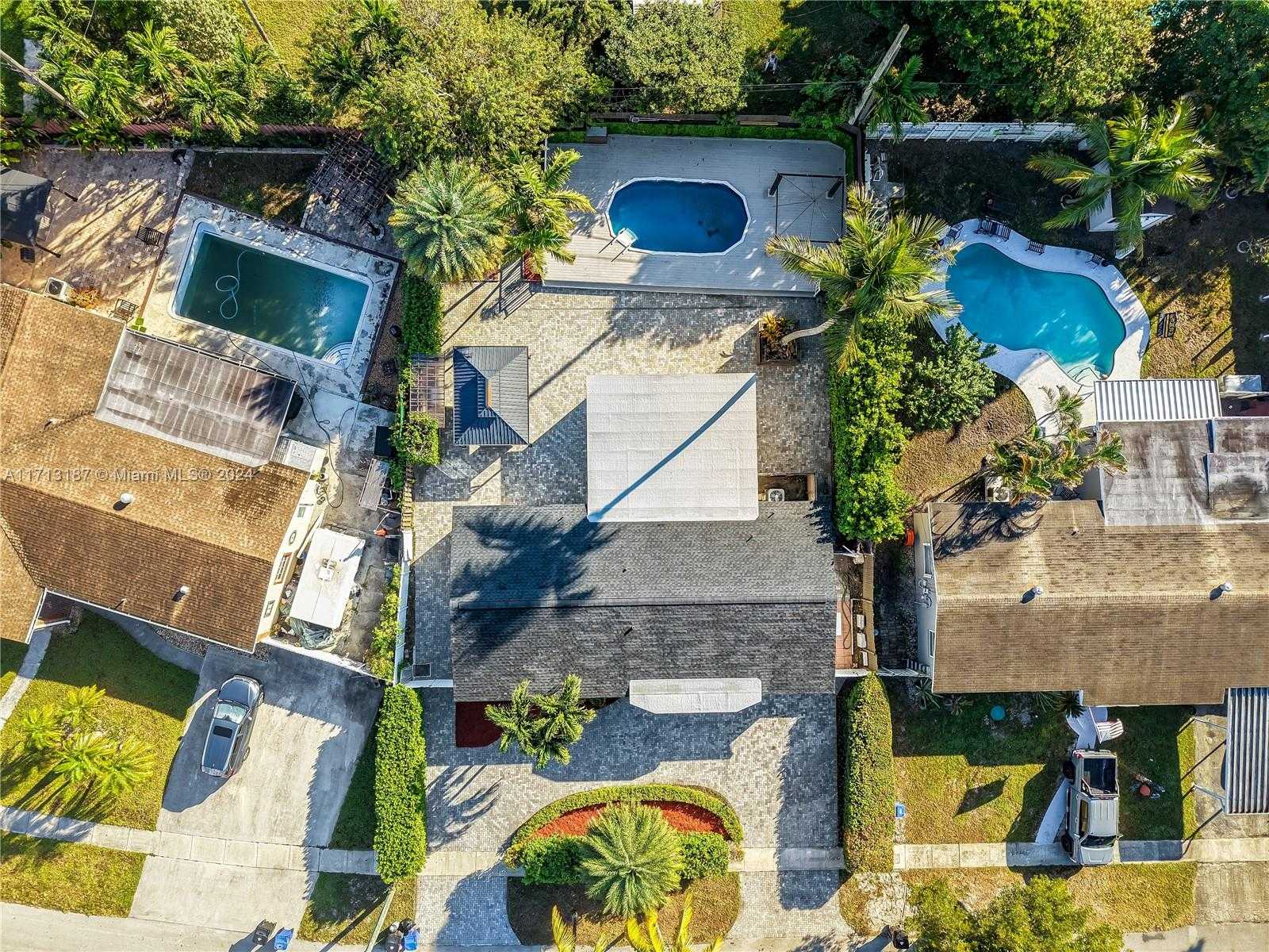 Small Image of 18361 NORTH EAST 7TH CT, North Miami Beach Number 47