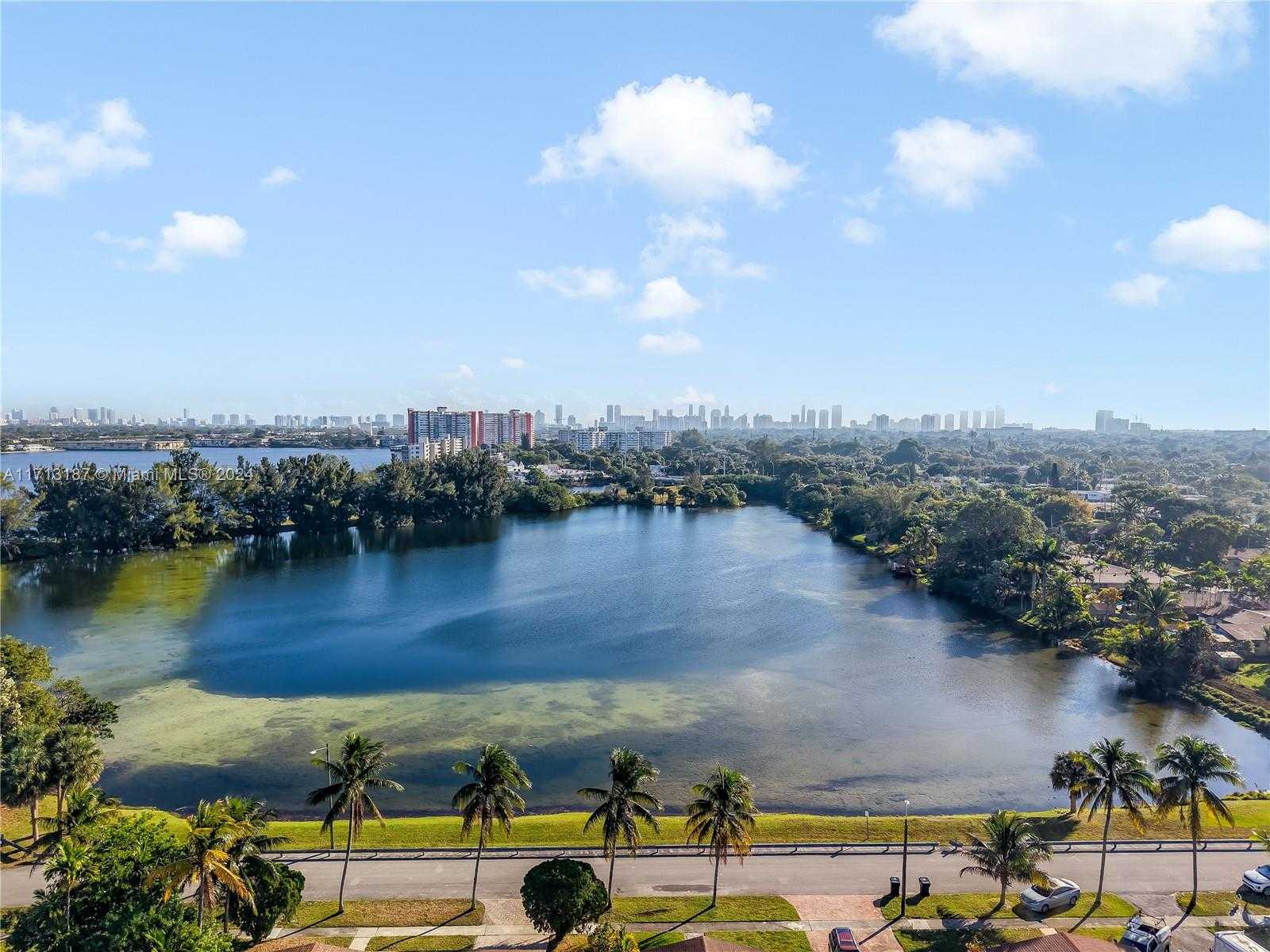Small Image of 18361 NORTH EAST 7TH CT, North Miami Beach Number 49