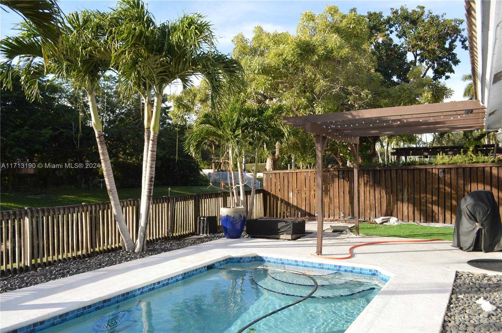 Small Image of 9972 NORTH WEST 5TH CT, Plantation Number 2