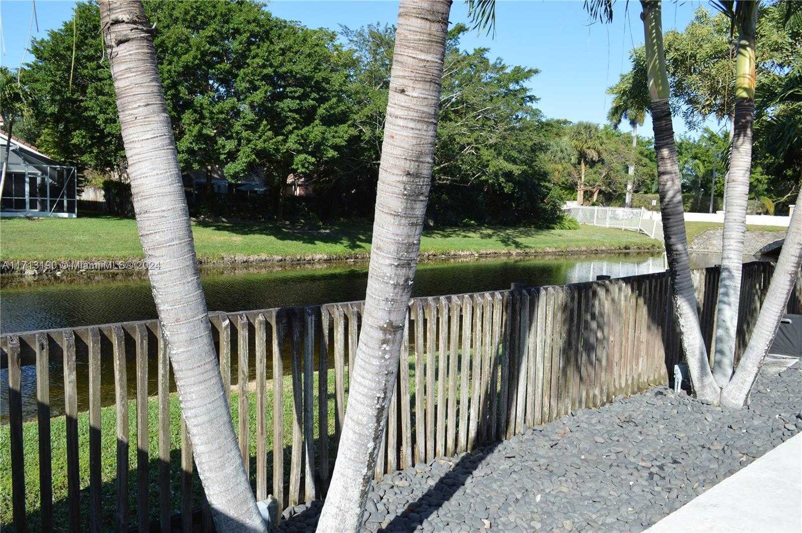 Small Image of 9972 NORTH WEST 5TH CT, Plantation Number 5