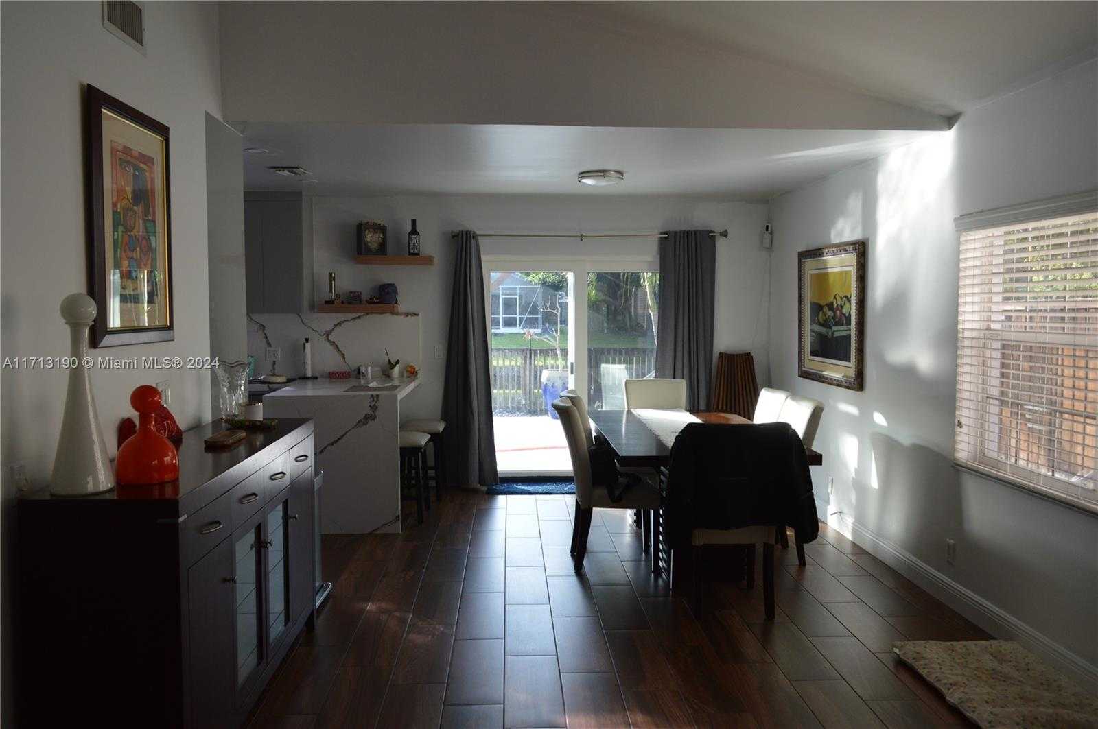 Small Image of 9972 NORTH WEST 5TH CT, Plantation Number 7