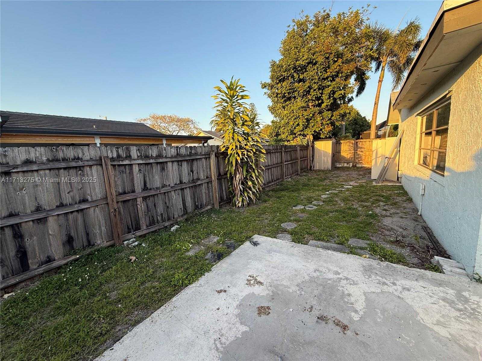 Small Image of 8441 NORTH WEST 8TH ST, Pembroke Pines Number 42