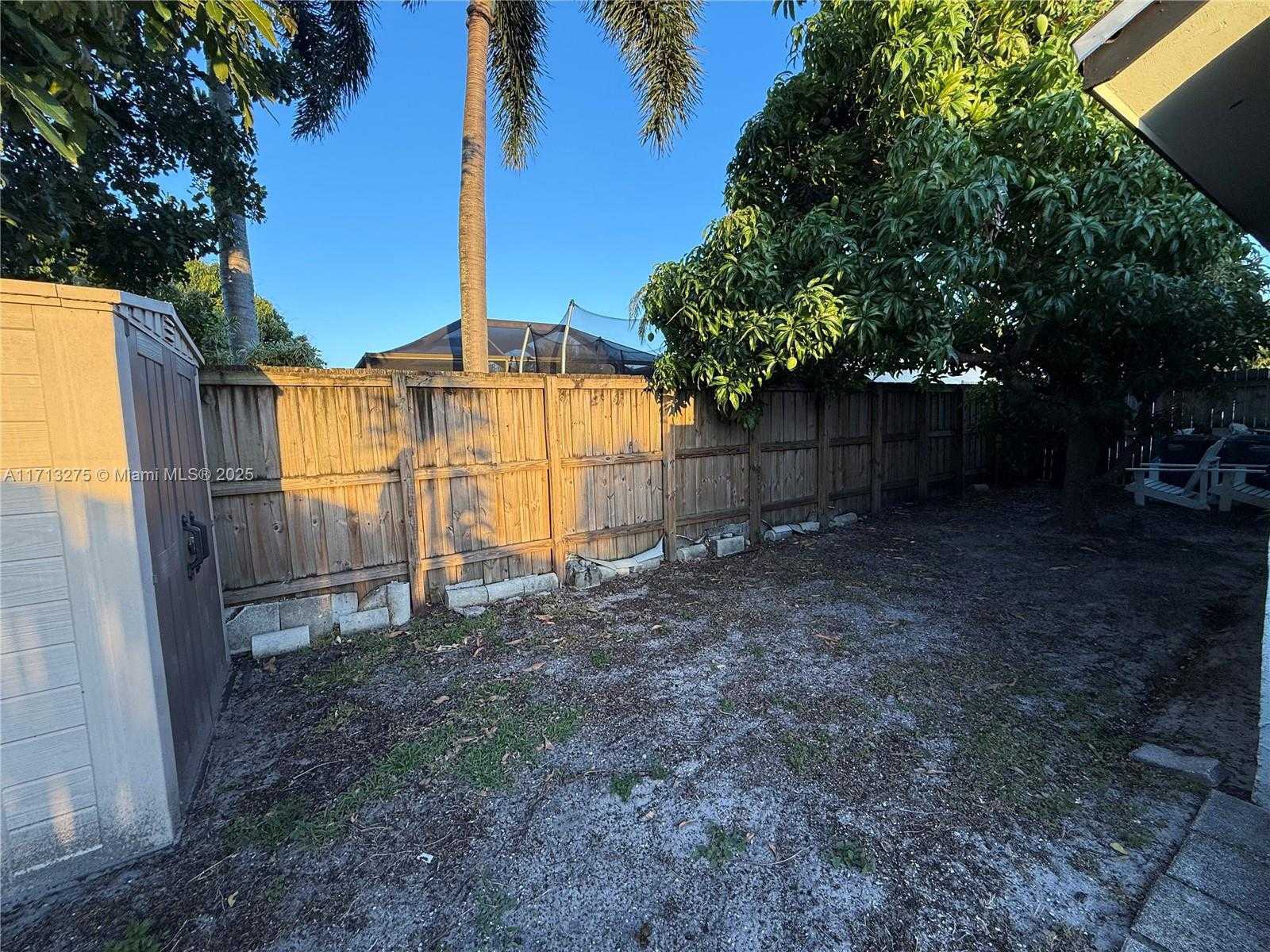 Small Image of 8441 NORTH WEST 8TH ST, Pembroke Pines Number 43