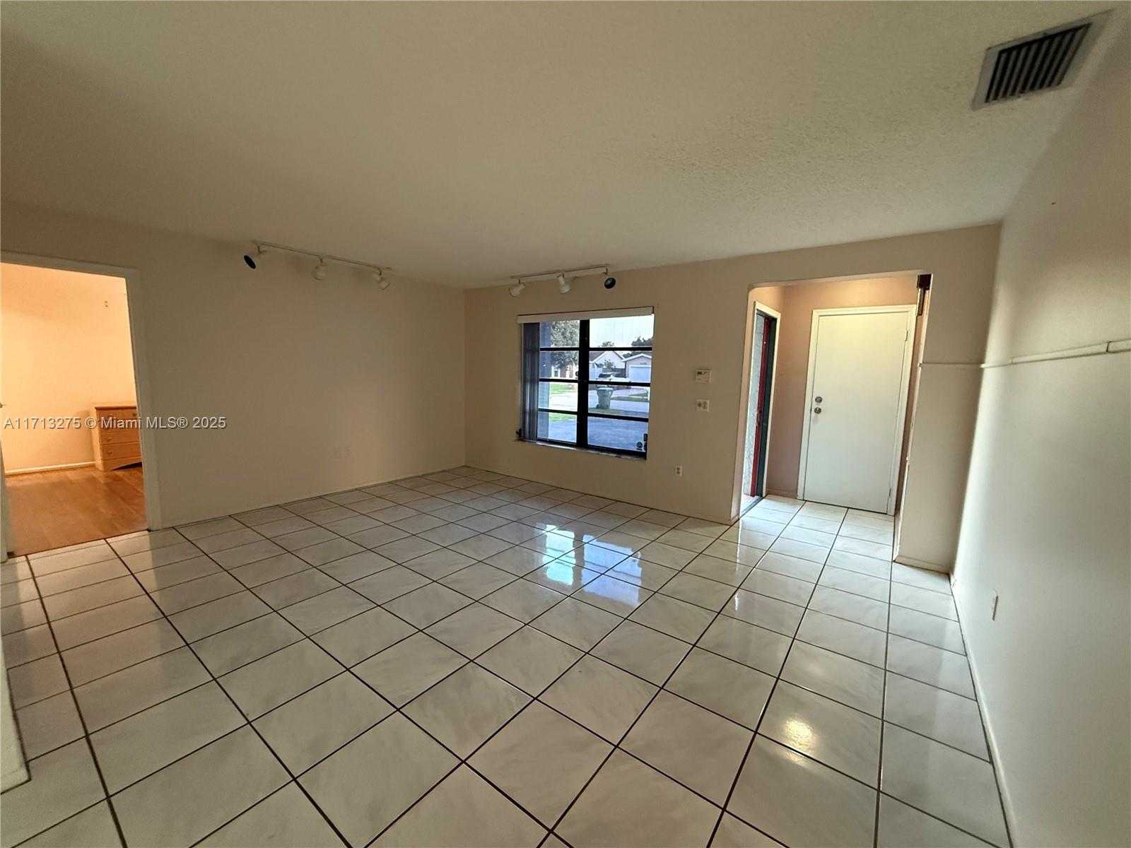 Small Image of 8441 NORTH WEST 8TH ST, Pembroke Pines Number 7