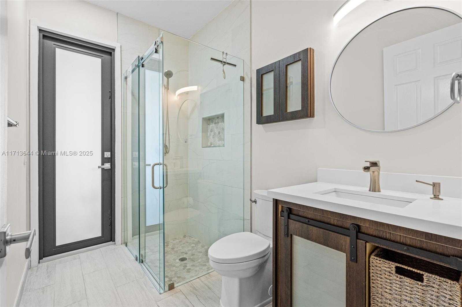 Small Image of 6423 SOUTH WEST 162ND PATH, Miami Number 22