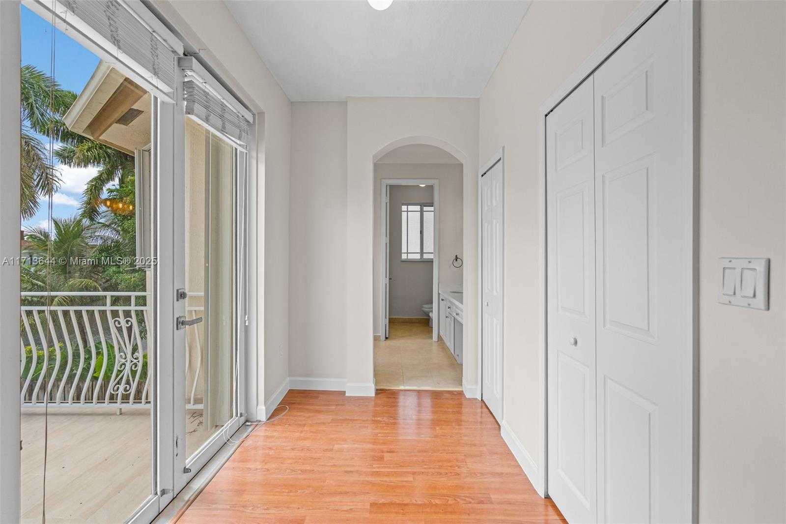 Small Image of 6423 SOUTH WEST 162ND PATH, Miami Number 30