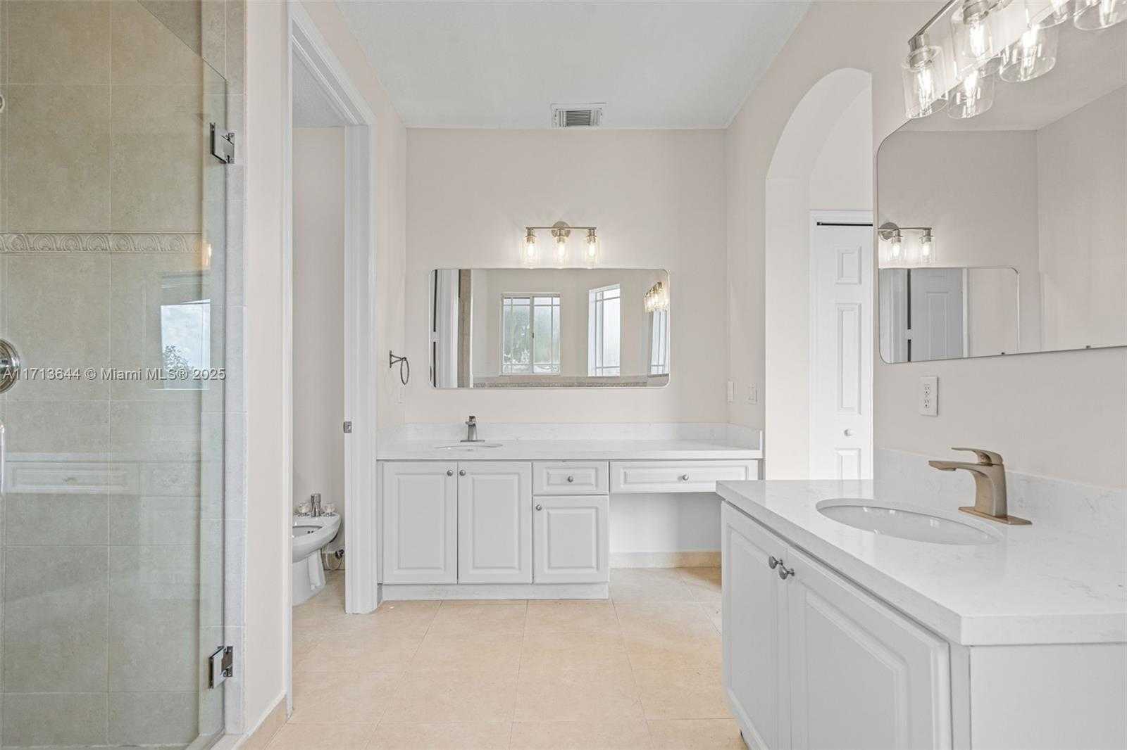 Small Image of 6423 SOUTH WEST 162ND PATH, Miami Number 33