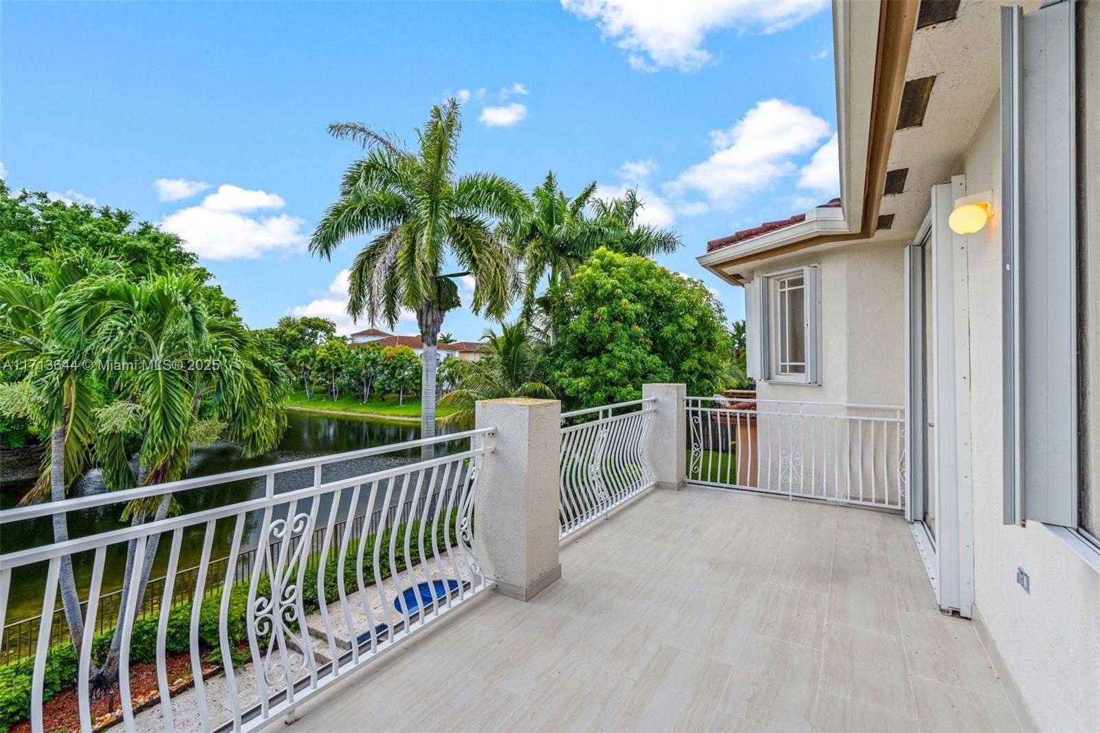 Small Image of 6423 SOUTH WEST 162ND PATH, Miami Number 35