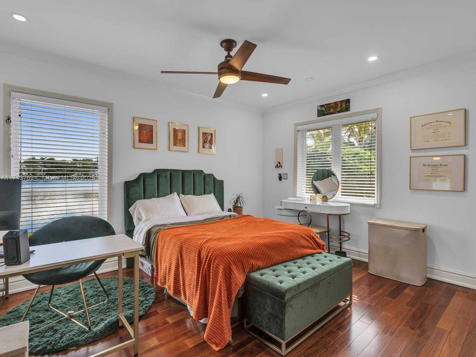 Small Image of 16111 WEST TROON CIR, Miami Lakes Number 18