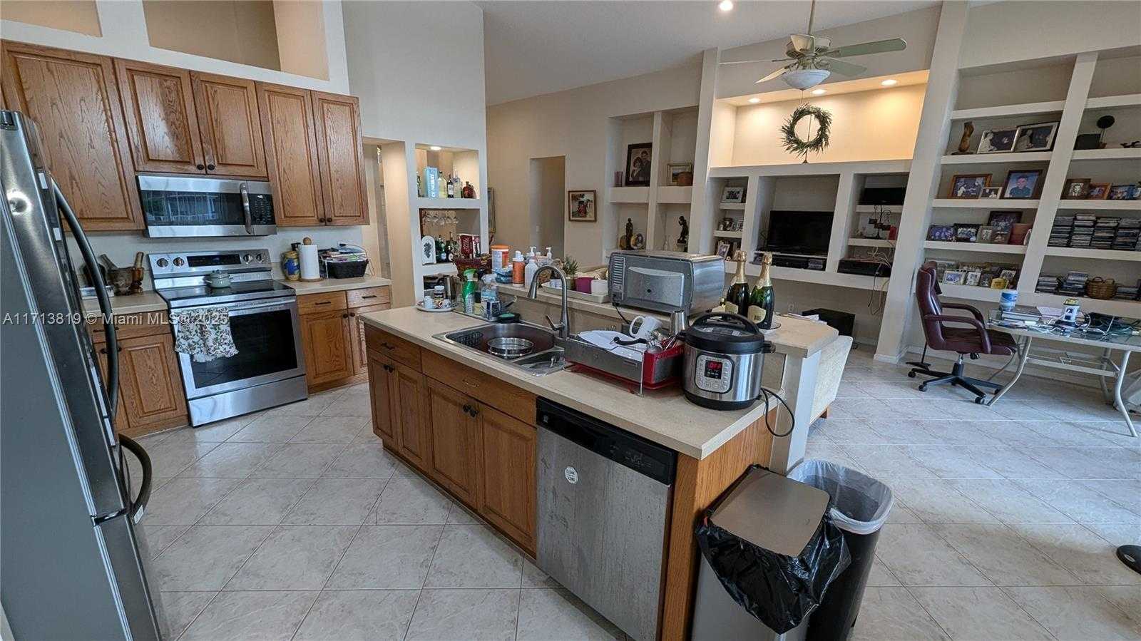 Small Image of 760 SOUTH WEST 190TH AVE, Pembroke Pines Number 15