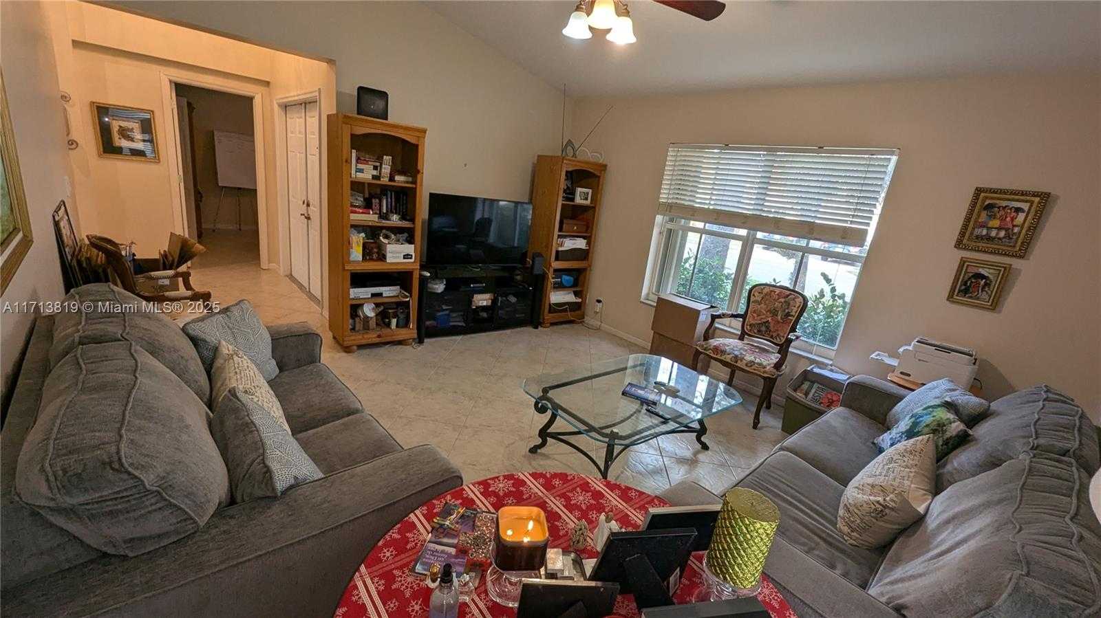 Small Image of 760 SOUTH WEST 190TH AVE, Pembroke Pines Number 16