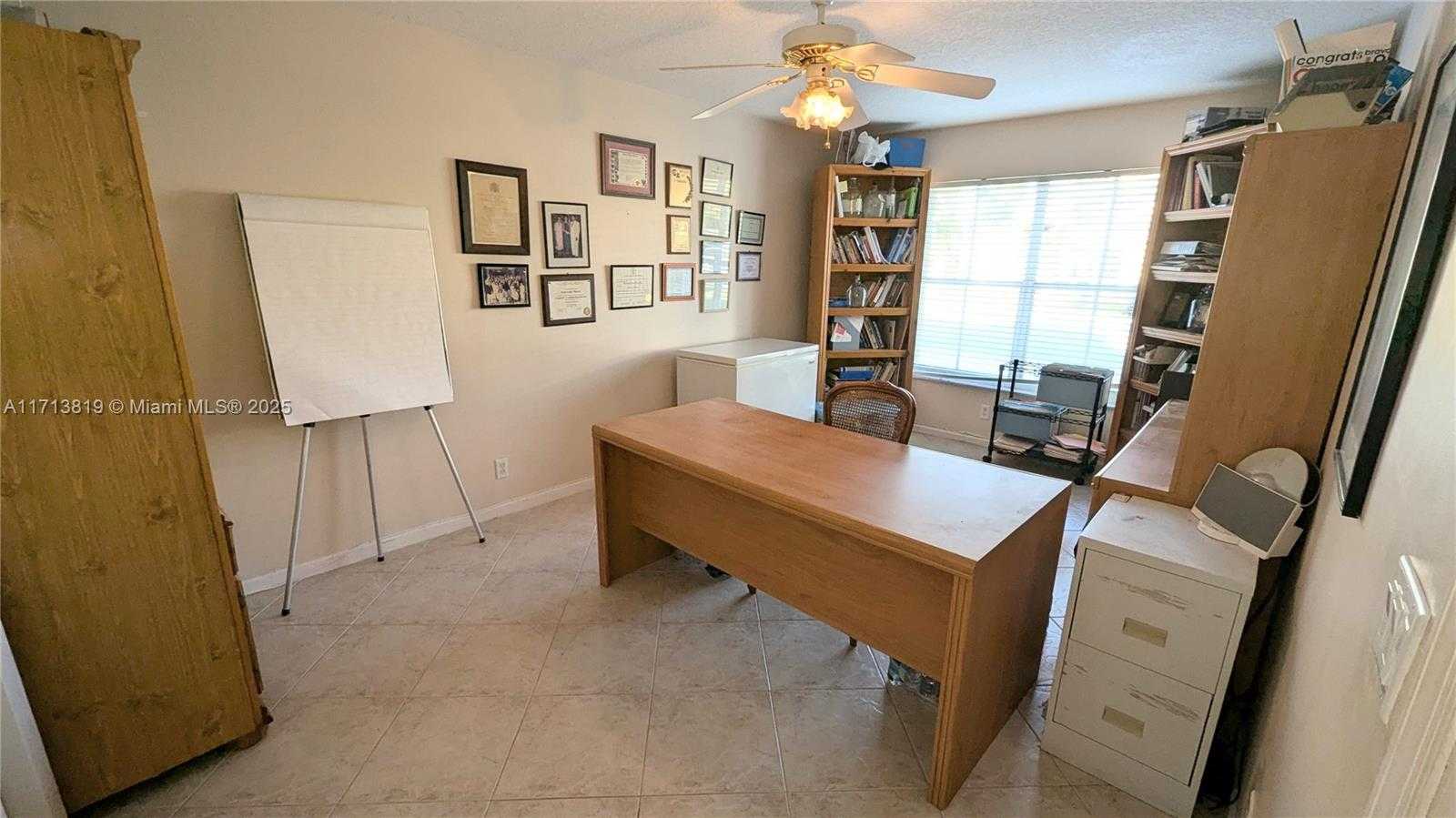 Small Image of 760 SOUTH WEST 190TH AVE, Pembroke Pines Number 17